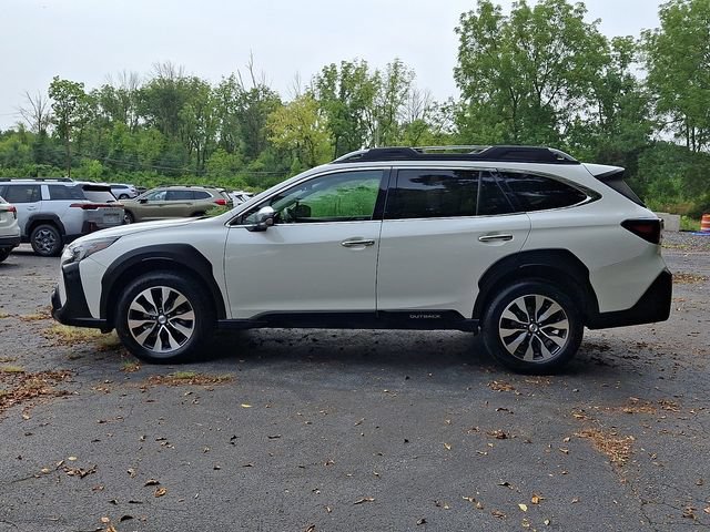 Certified 2023 Subaru Outback Touring AWD/4WD image 5