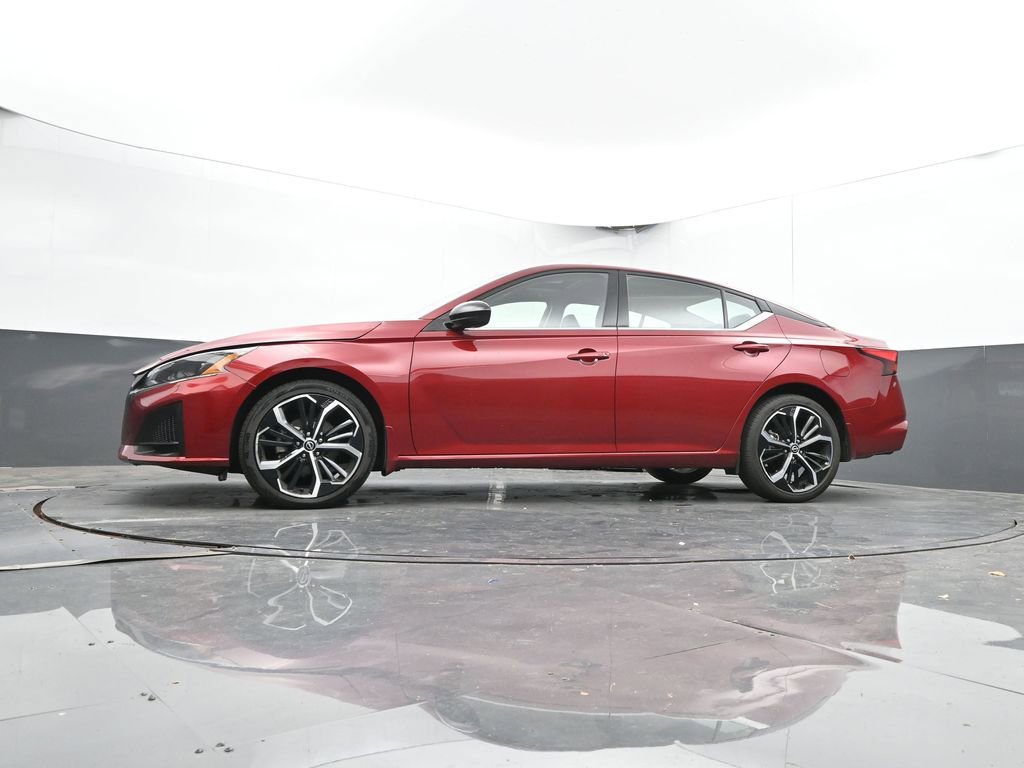 Used 2024 Nissan Altima 2.5 SR w/ SR Premium Package AWD/4WD image 50