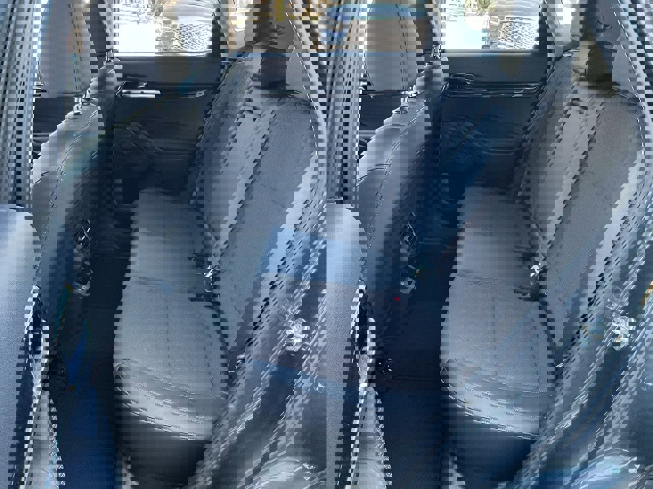 Used 2025 Kia Seltos S image 15