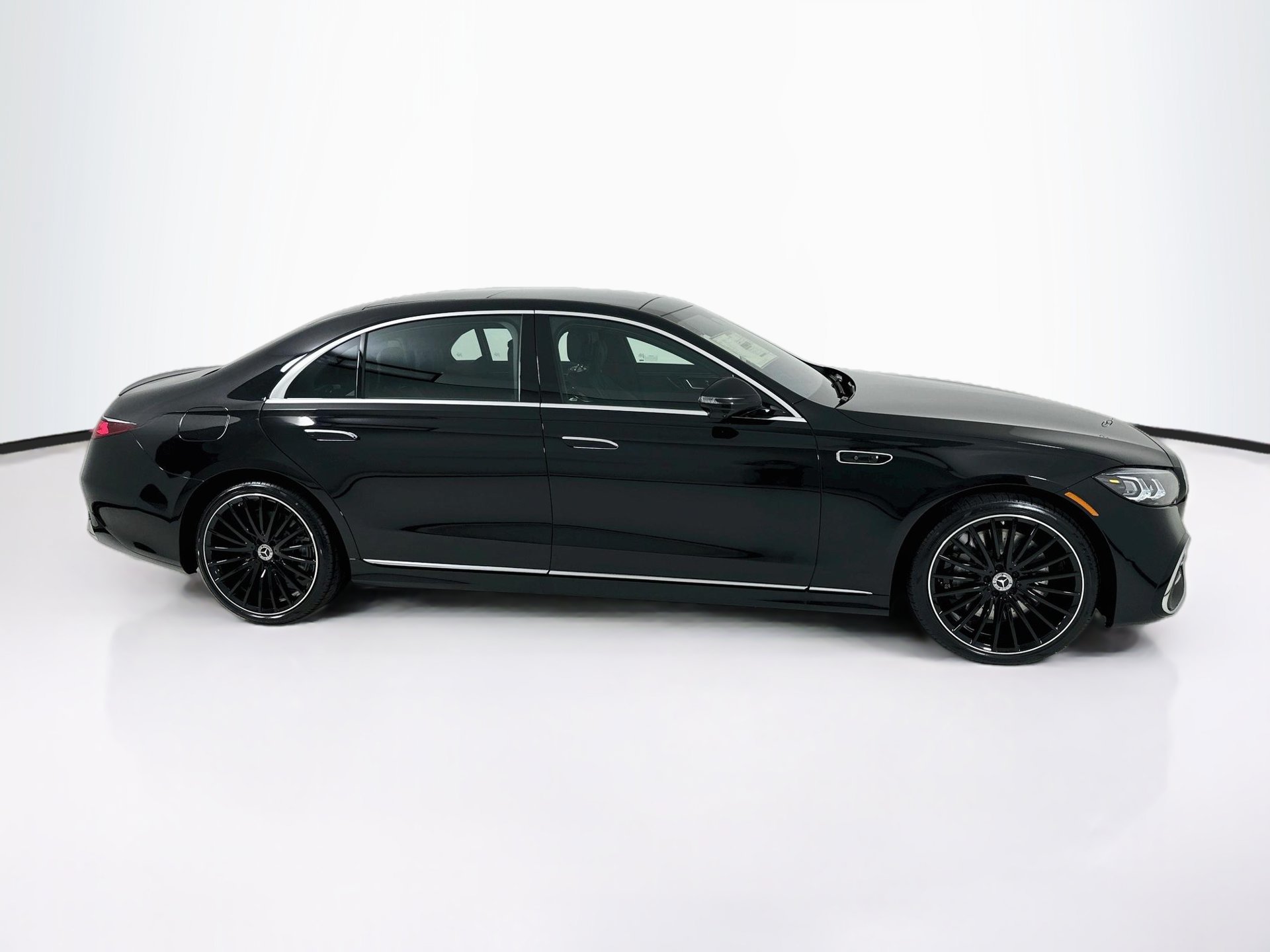 New 2027 Mercedes-Benz S 580 4MATIC Sedan image 9