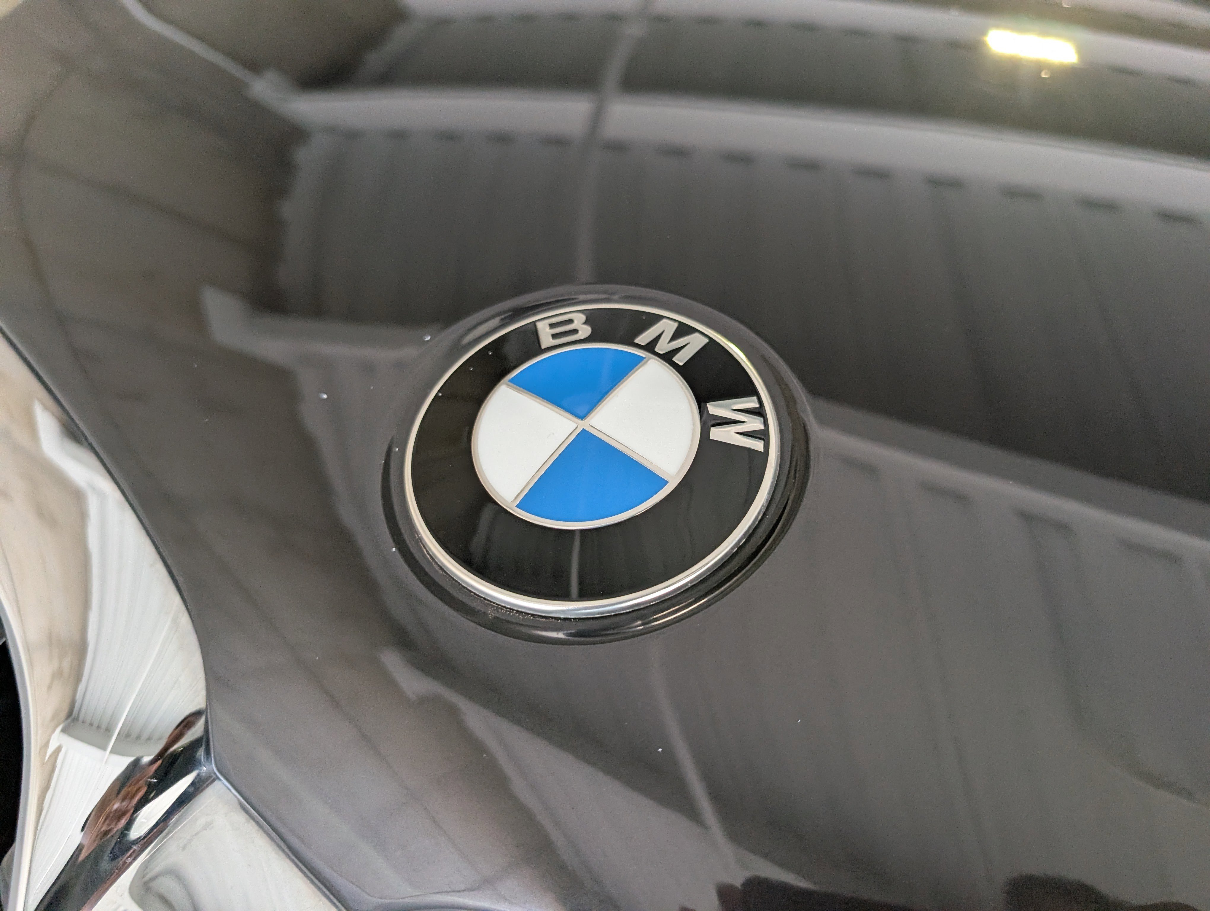 Used 2021 BMW 540i xDrive w/ Premium Package image 13