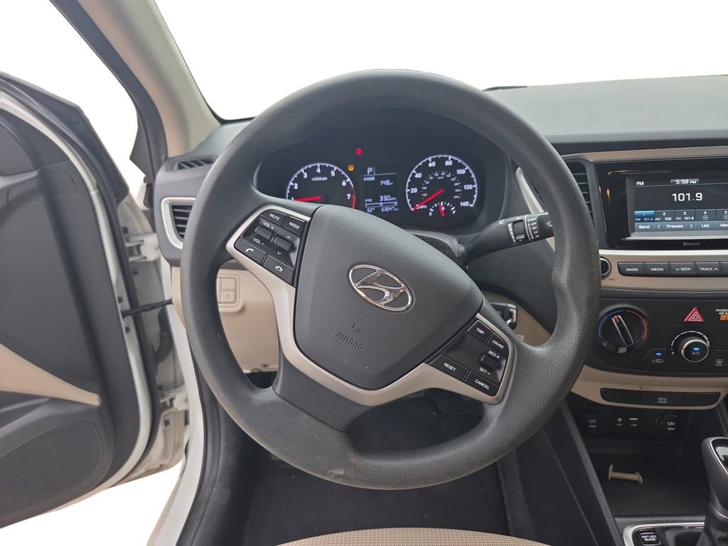 Used 2020 Hyundai Accent SE image 12
