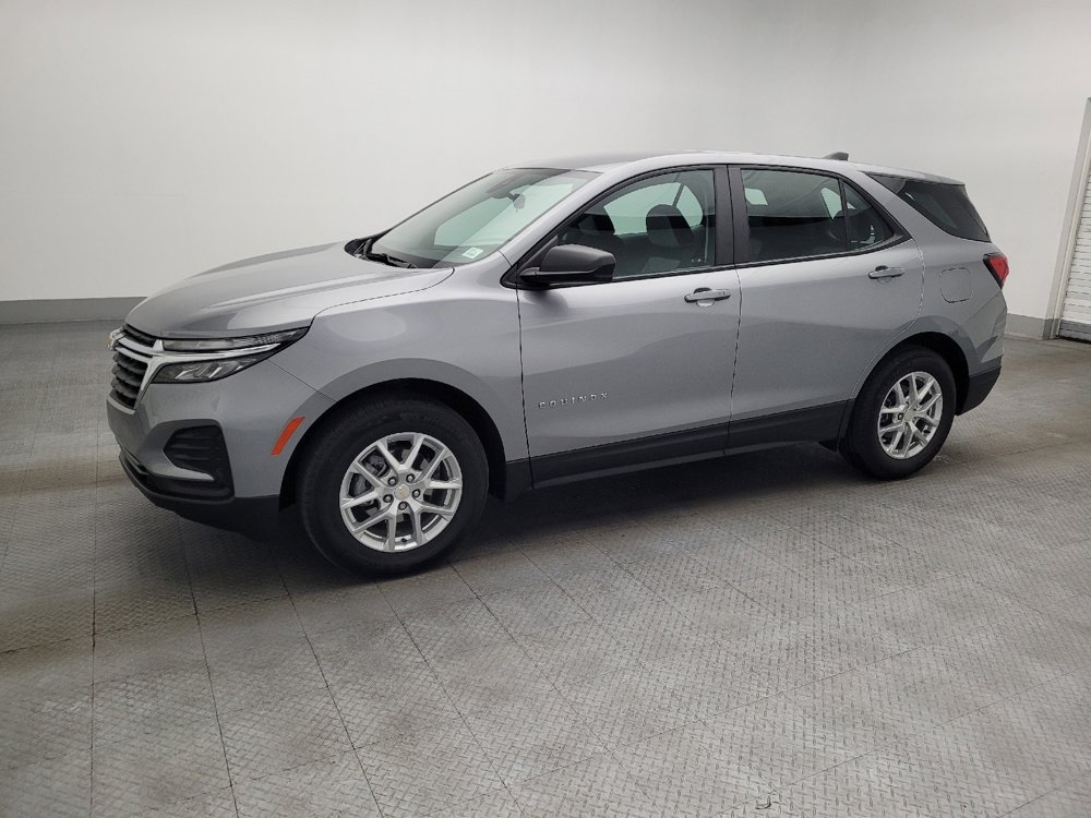 Used 2024 Chevrolet Equinox LS image 2