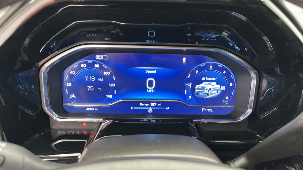 Used 2024 Chevrolet Silverado 1500 LT AWD/4WD image 18