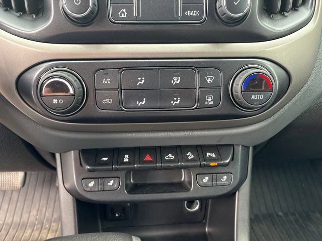 Used 2019 Chevrolet Colorado Z71 w/ Z71 Midnight Edition AWD/4WD image 7