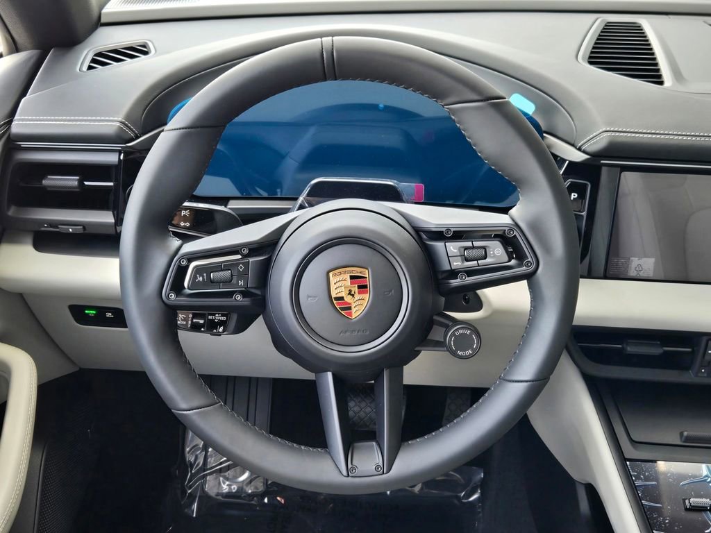 New 2026 Porsche Macan 4 Electric AWD/4WD image 15