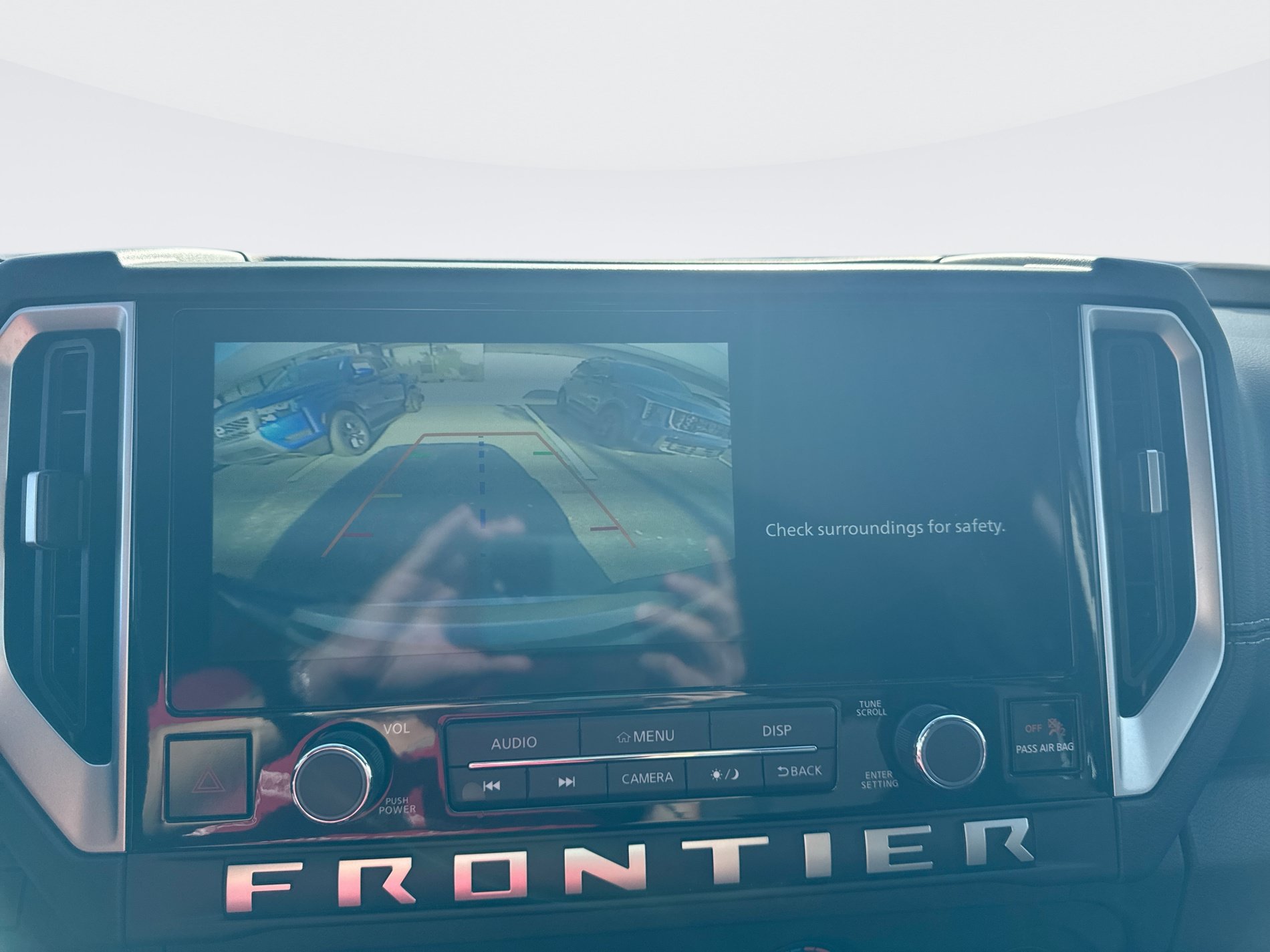 Certified 2025 Nissan Frontier SV RWD image 20