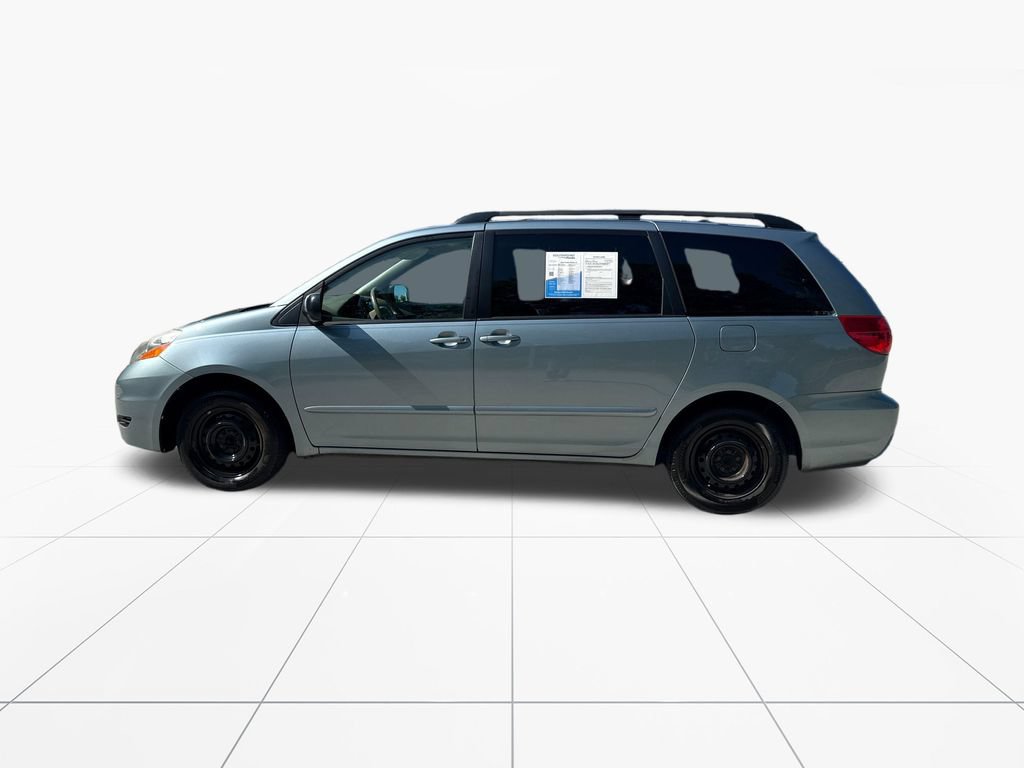 Used 2010 Toyota Sienna LE FWD video 4