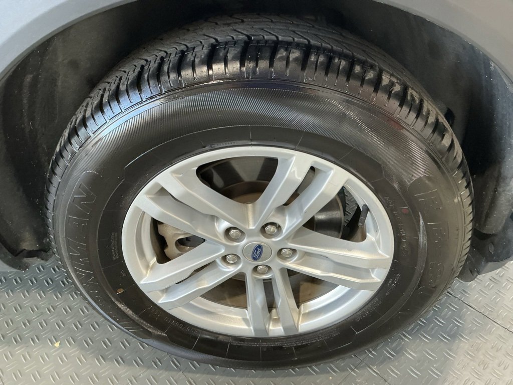 Used 2023 Ford Explorer XLT w/ Equipment Group 202A image 41