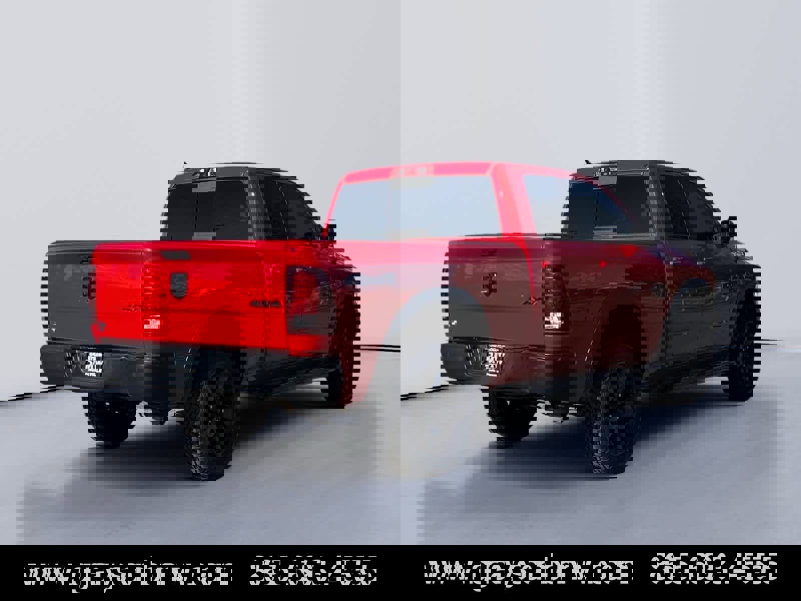 Used 2019 RAM 1500 Classic Warlock w/ Luxury Group image 3