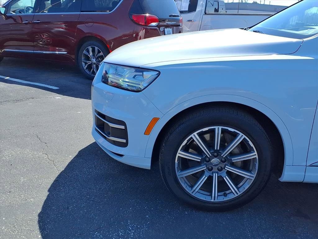 Used 2017 Audi Q7 3.0T Prestige image 29