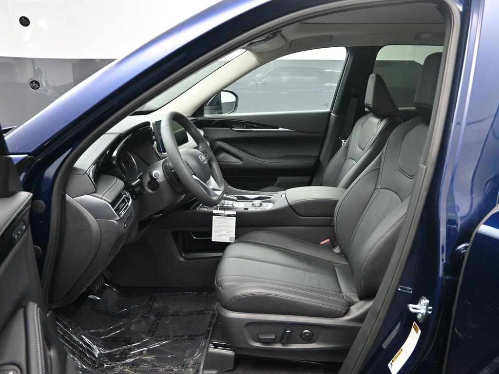 Used 2025 INFINITI QX60 Pure image 13