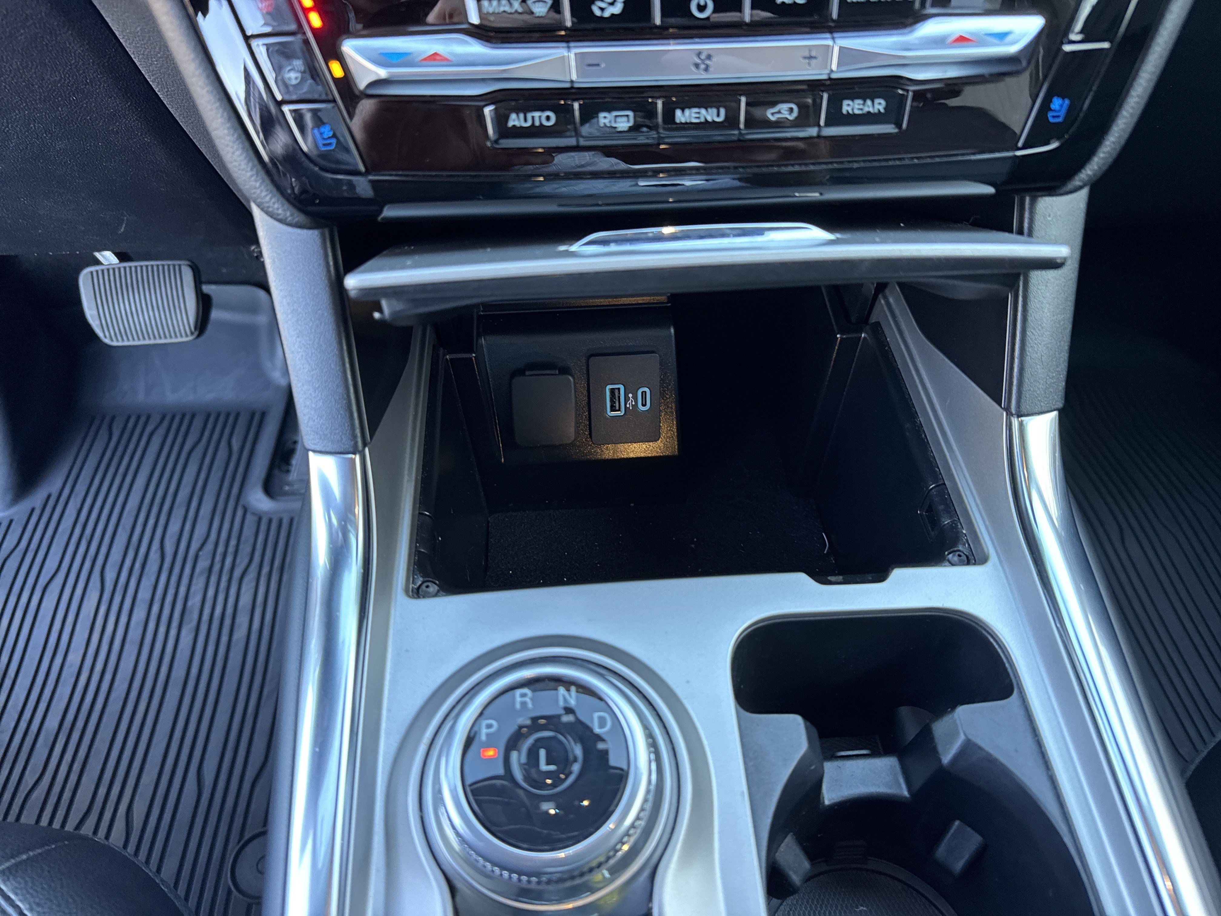 Certified 2022 Ford Explorer Limited AWD/4WD image 38