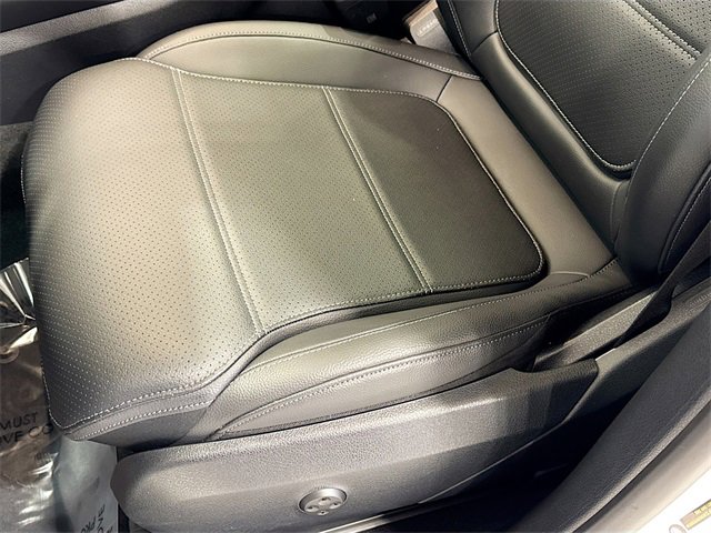 Certified 2025 Mercedes-Benz GLC 300 4MATIC image 20