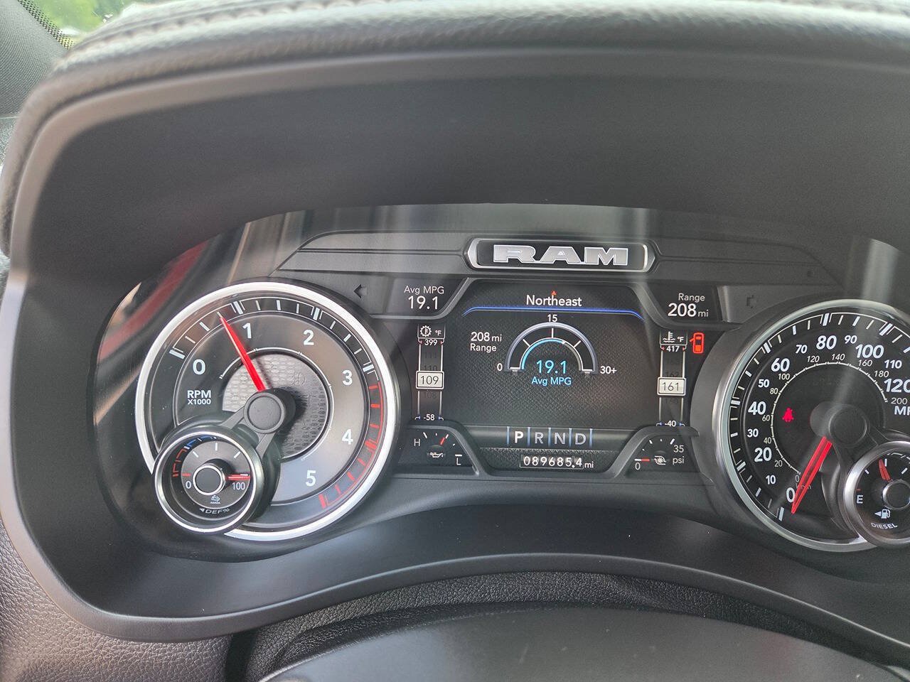 Used 2022 RAM 2500 Laramie AWD/4WD image 14