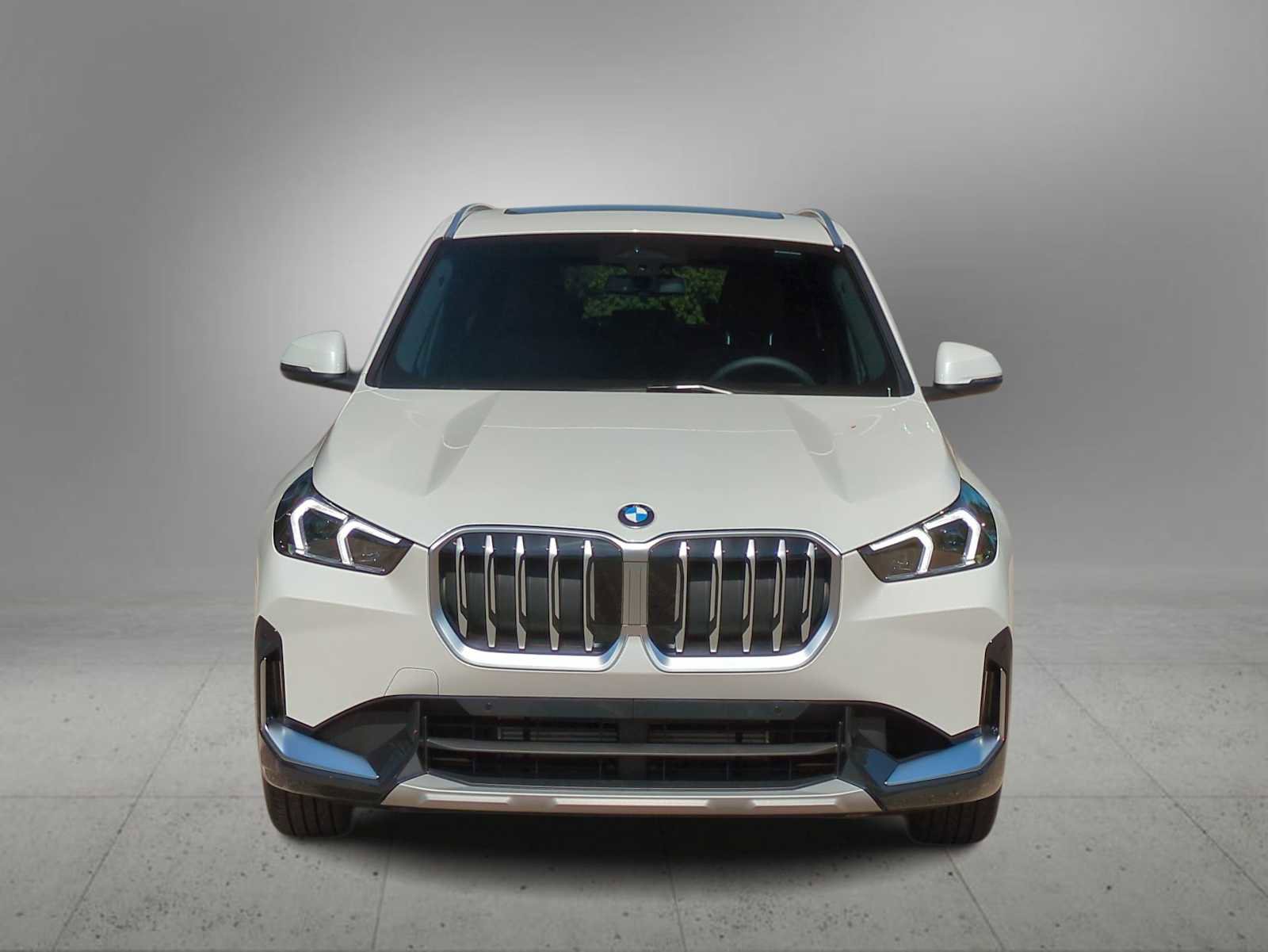 New 2026 BMW X1 xDrive28i image 3