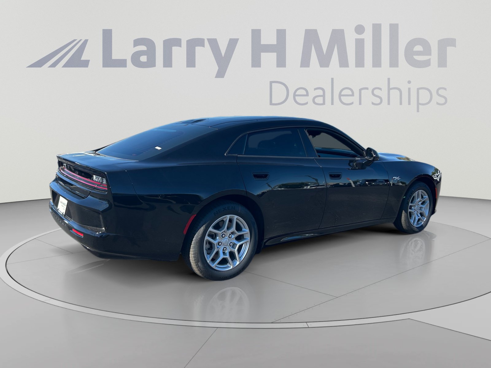 Used 2026 Dodge Charger R/T AWD/4WD image 5