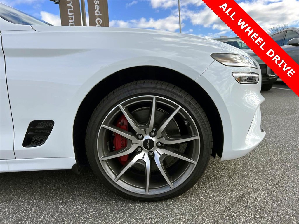 Certified 2025 Genesis G70 2.5T image 8