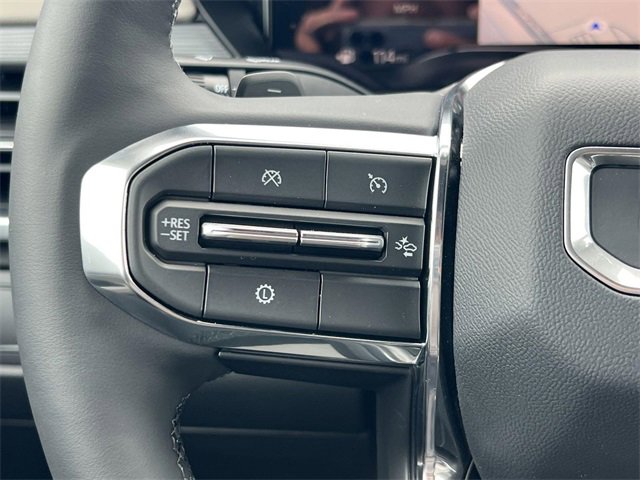 New 2025 GMC Acadia Elevation image 13