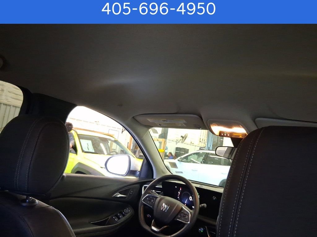 Used 2024 Buick Encore GX Sport Touring image 14