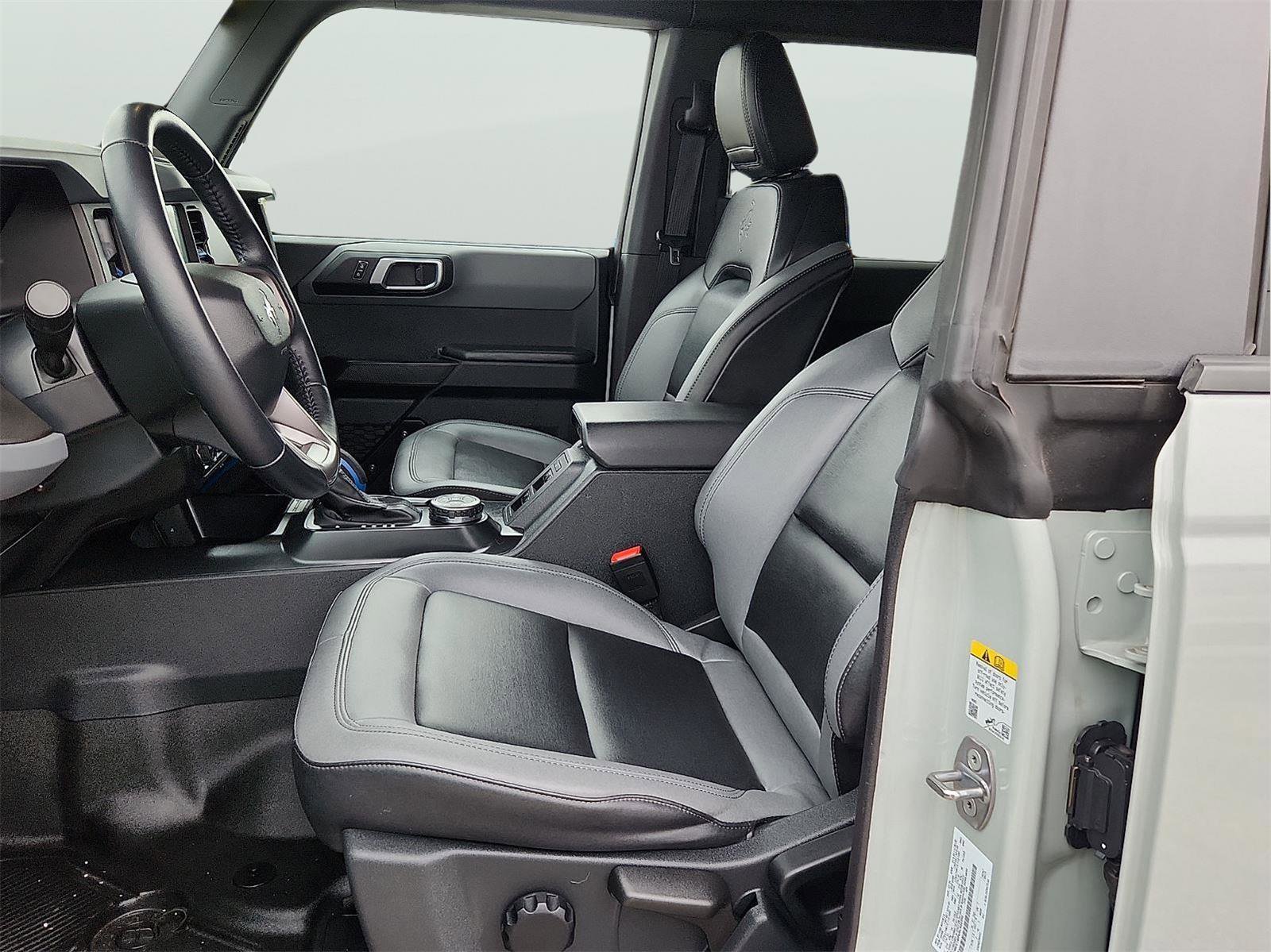 Certified 2024 Ford Bronco Black Diamond image 13