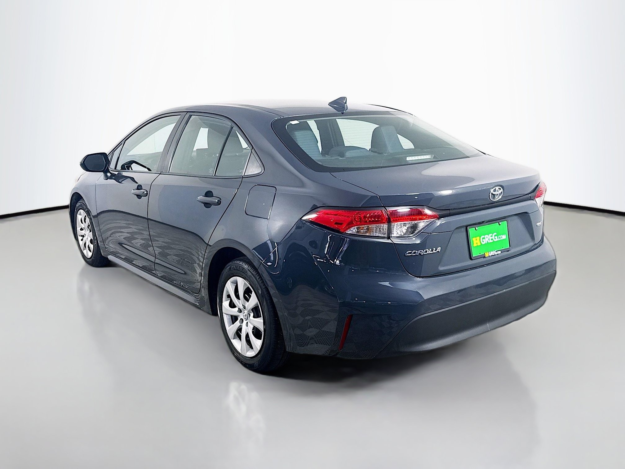 Used 2023 Toyota Corolla LE FWD image 7