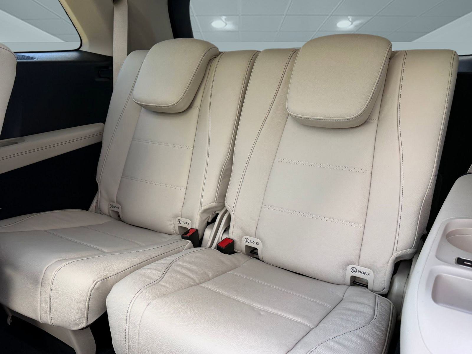 New 2026 Mercedes-Benz GLS 450 4MATIC image 19