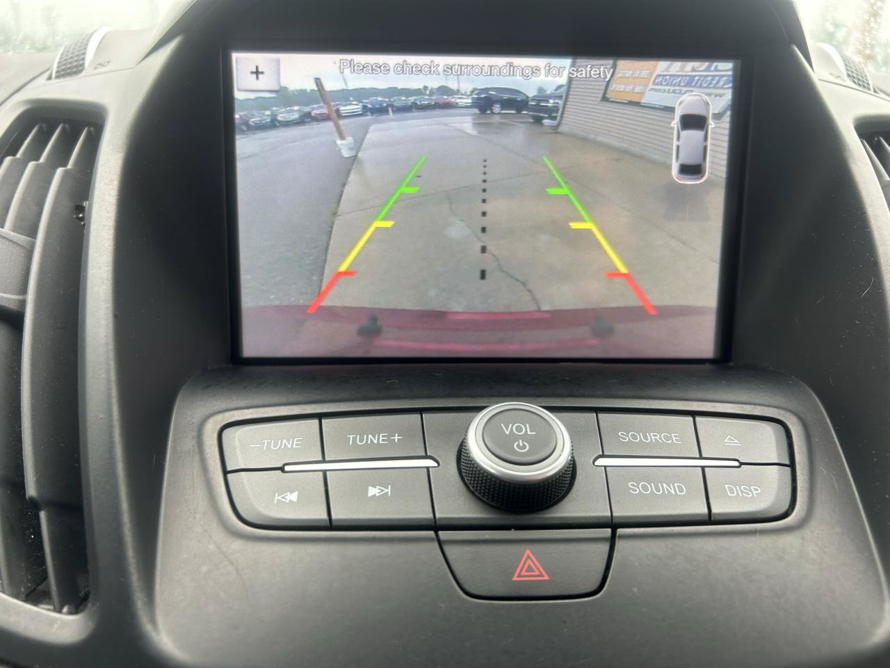 Used 2017 Ford Escape SE w/ Equipment Group 201A FWD image 23