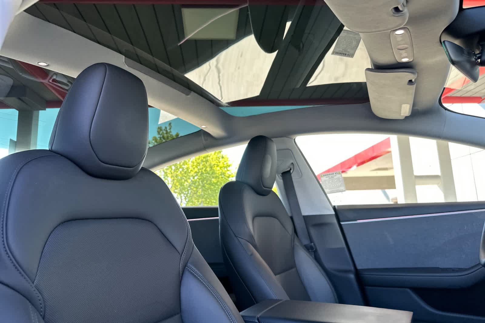 Used 2024 Tesla Model 3 Standard Range RWD image 17