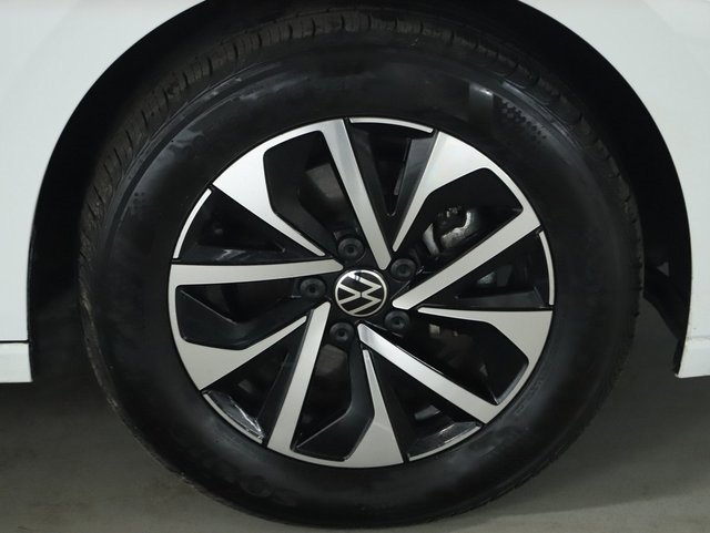 Certified 2025 Volkswagen Jetta S image 10