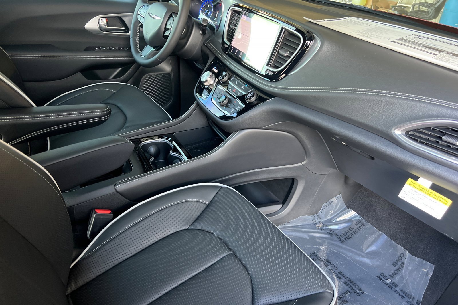 New 2026 Chrysler Pacifica Limited w/ S Appearance Package image 15