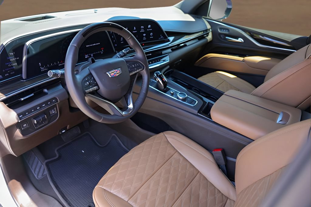 Used 2024 Cadillac Escalade Sport w/ Touring Package AWD/4WD image 10