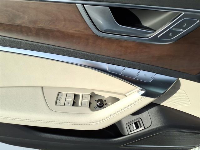 Used 2025 Audi A6 Premium Plus w/ Premium Plus Package image 17