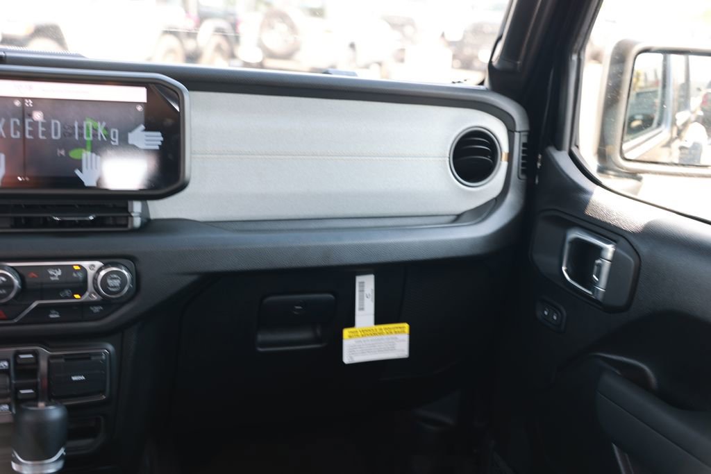 New 2026 Jeep Gladiator Sport image 25