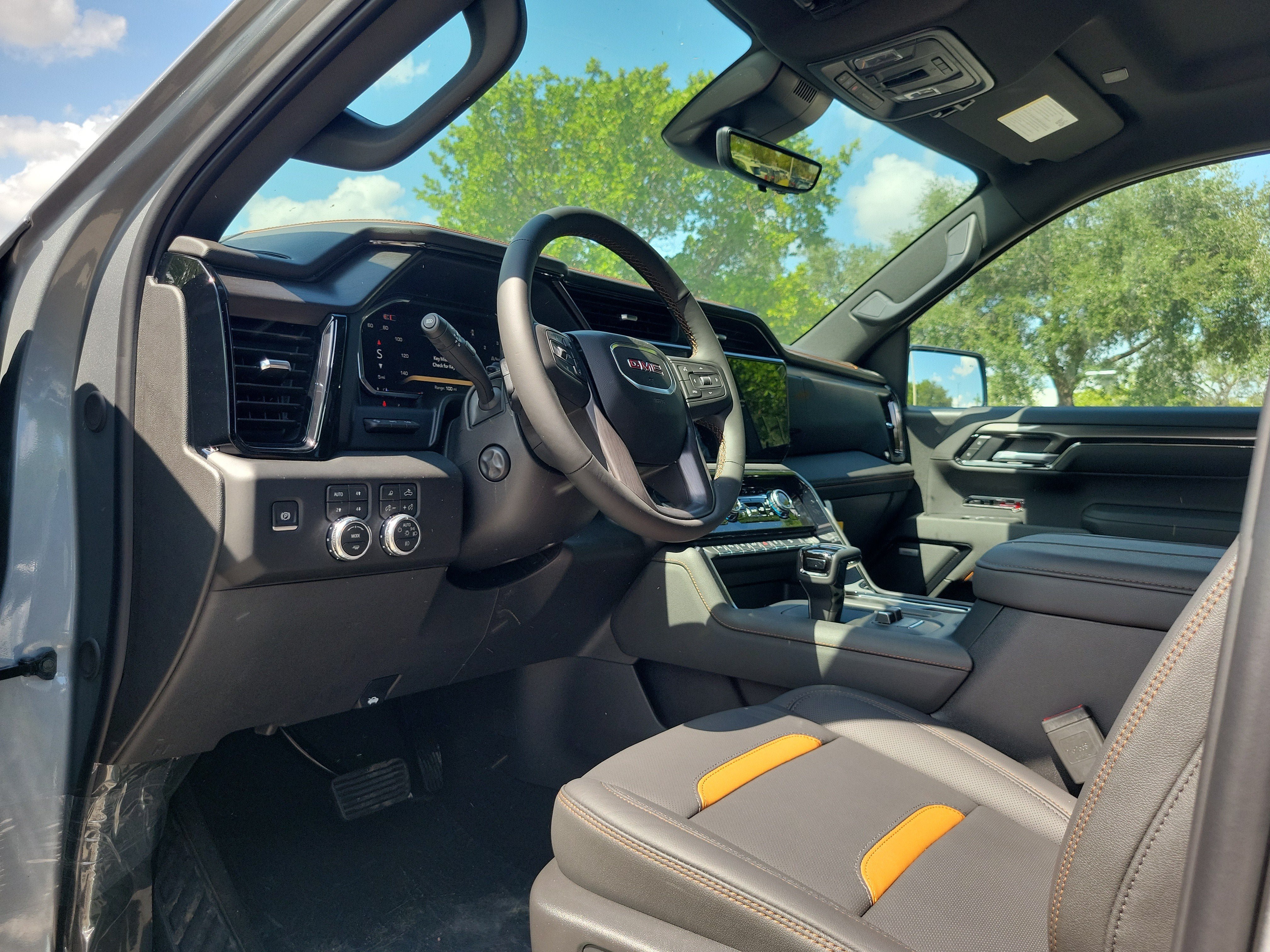 New 2026 GMC Sierra 1500 AT4 w/ AT4 Premium Package AWD/4WD image 7