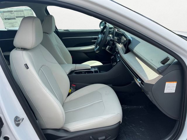 New 2025 Hyundai Sonata SEL FWD image 18