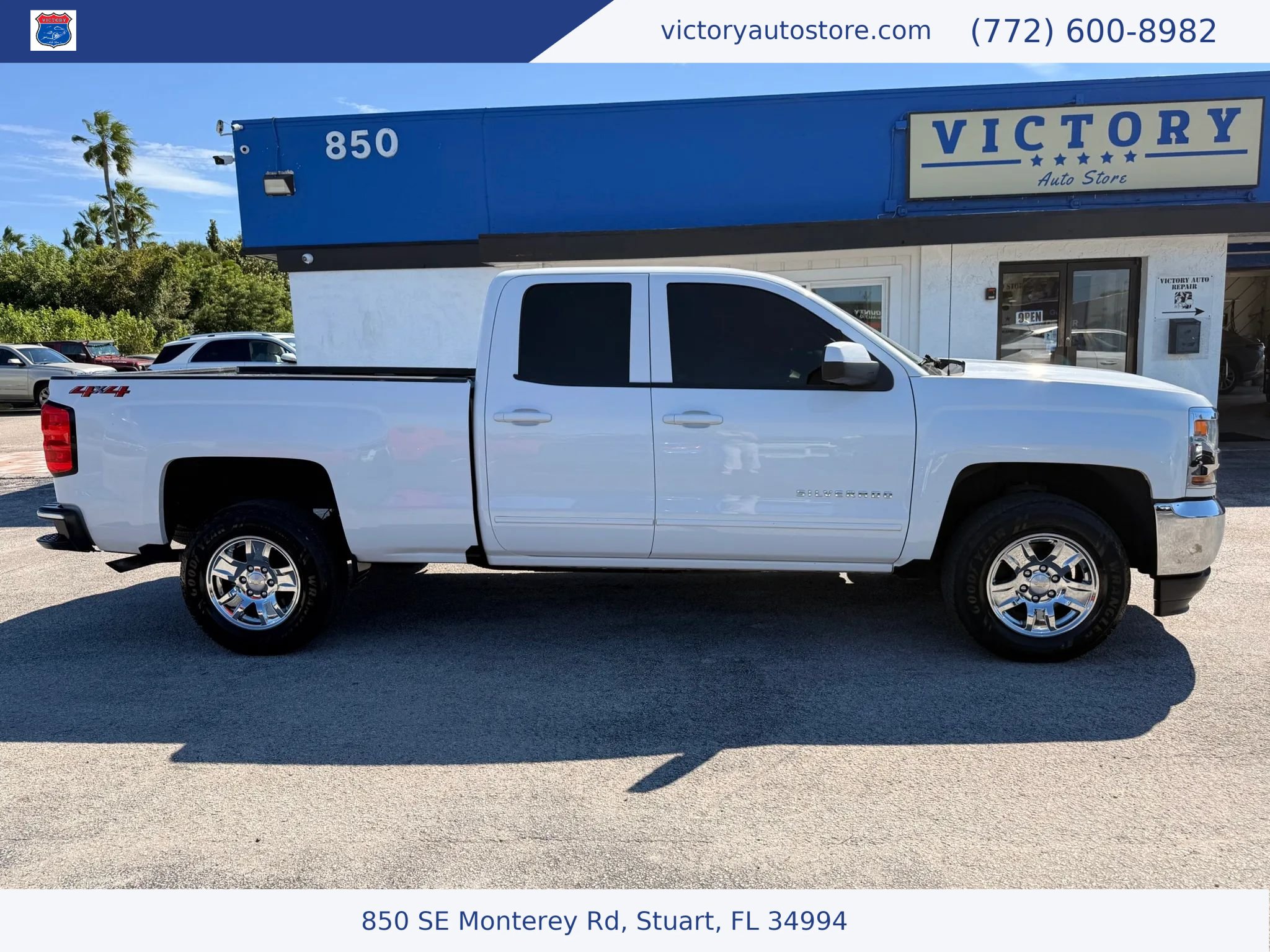 Used 2018 Chevrolet Silverado 1500 LT AWD/4WD image 19