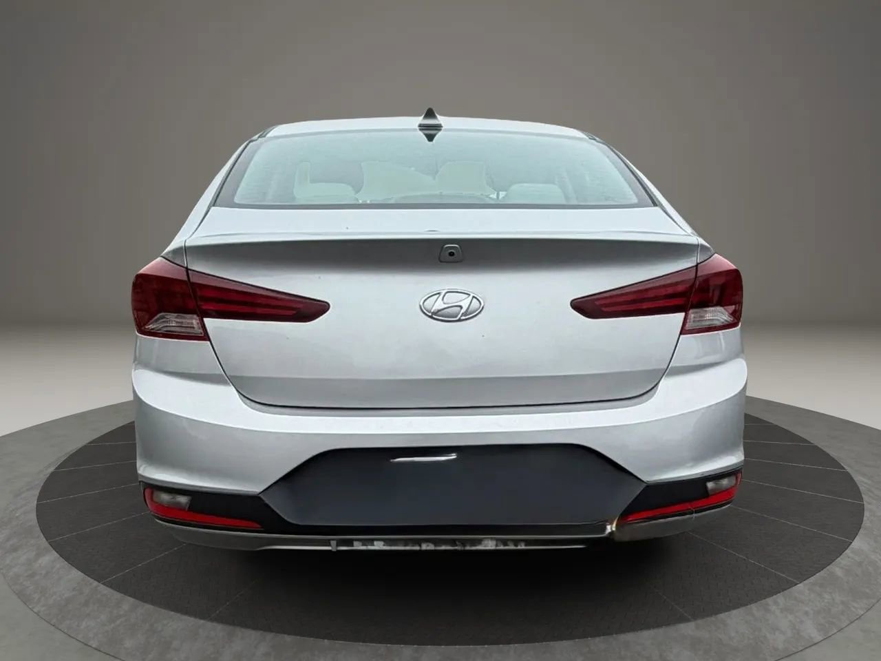 Used 2020 Hyundai Elantra SEL image 14