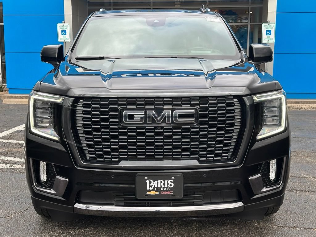 Used 2023 GMC Yukon Denali Ultimate w/ LPO, Floor Liner Package AWD/4WD image 2