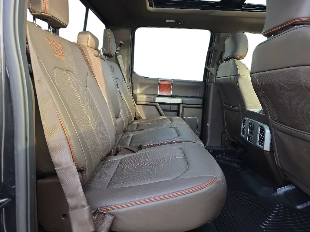 Used 2015 Ford F150 King Ranch w/ Equipment Group 601A Luxury AWD/4WD image 20