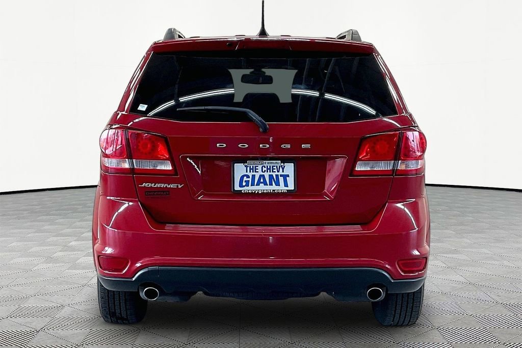 Used 2019 Dodge Journey SE w/ Connectivity Group FWD image 6