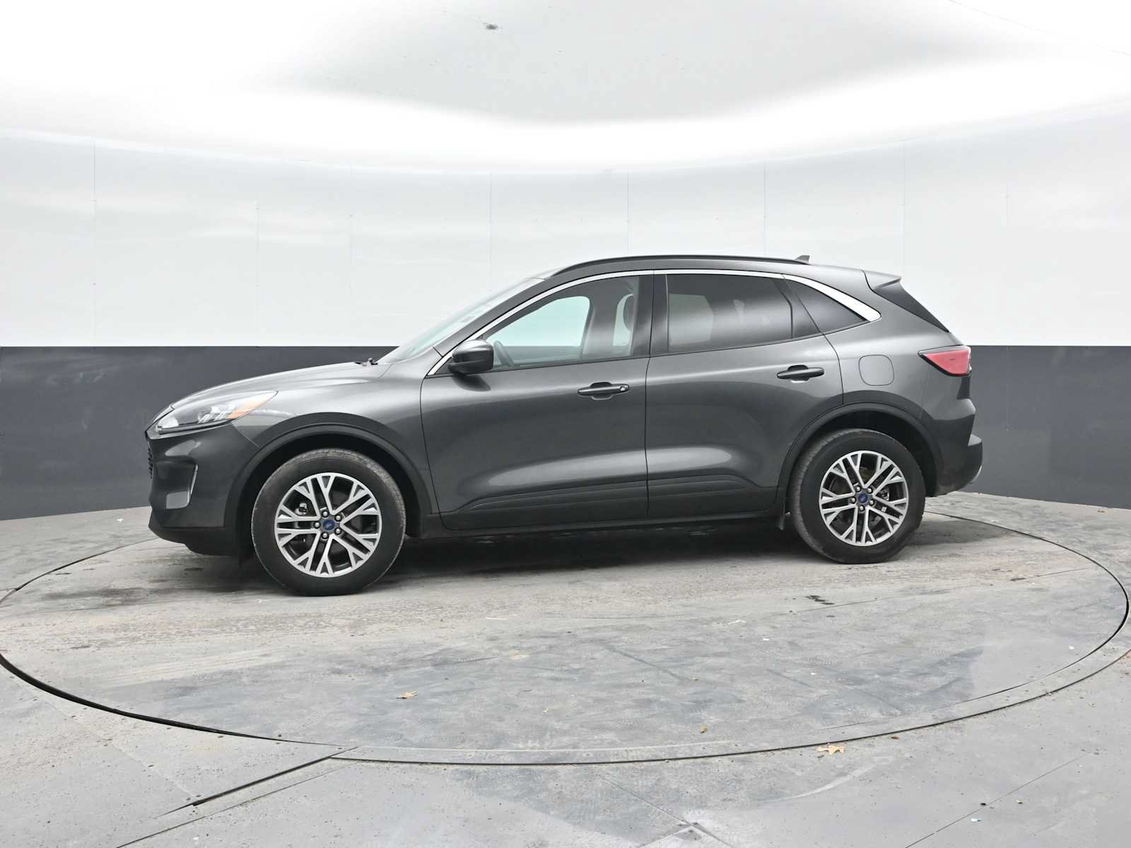 Used 2020 Ford Escape SEL AWD/4WD image 4
