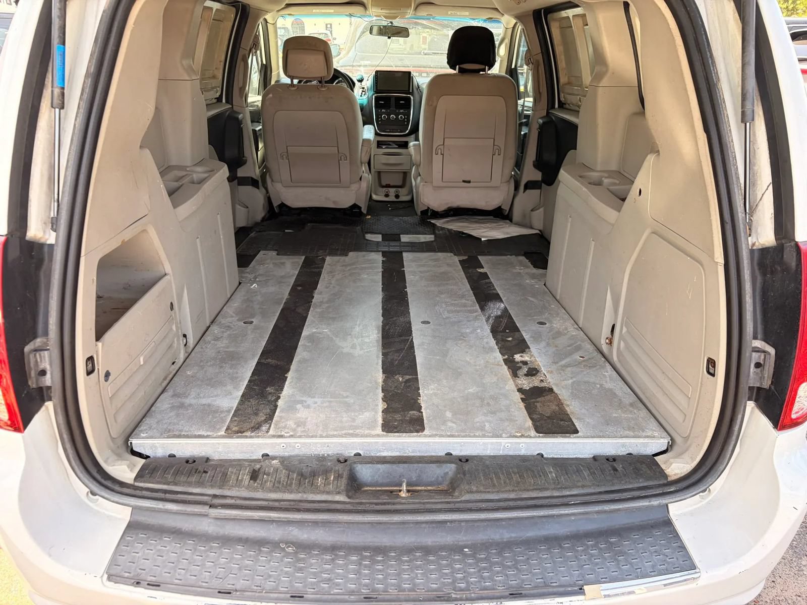 Used 2014 RAM C/V Tradesman FWD image 13