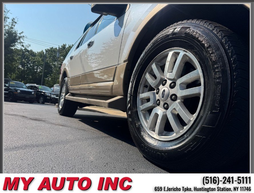 Used 2011 Ford Expedition XLT w/ 202A Rapid Spec Order Code AWD/4WD image 9