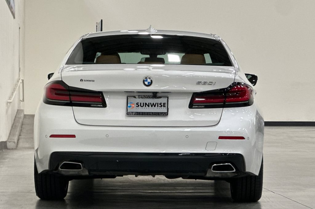 Used 2023 BMW 530i w/ Premium Package RWD image 5