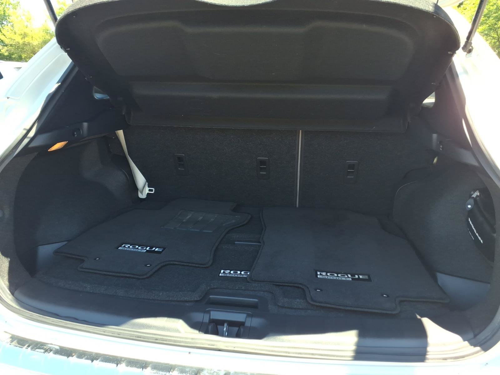 Used 2020 Nissan Rogue Sport SV w/ All-Weather Package AWD/4WD image 13