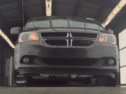 Used 2020 Dodge Grand Caravan SXT image 3