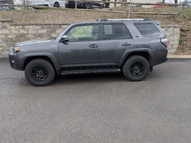 Used 2021 Toyota 4Runner SR5 Premium w/ Moonroof Package AWD/4WD image 6