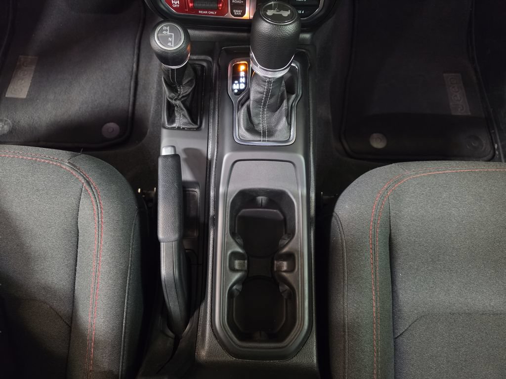 Certified 2025 Jeep Wrangler Unlimited Rubicon AWD/4WD image 21