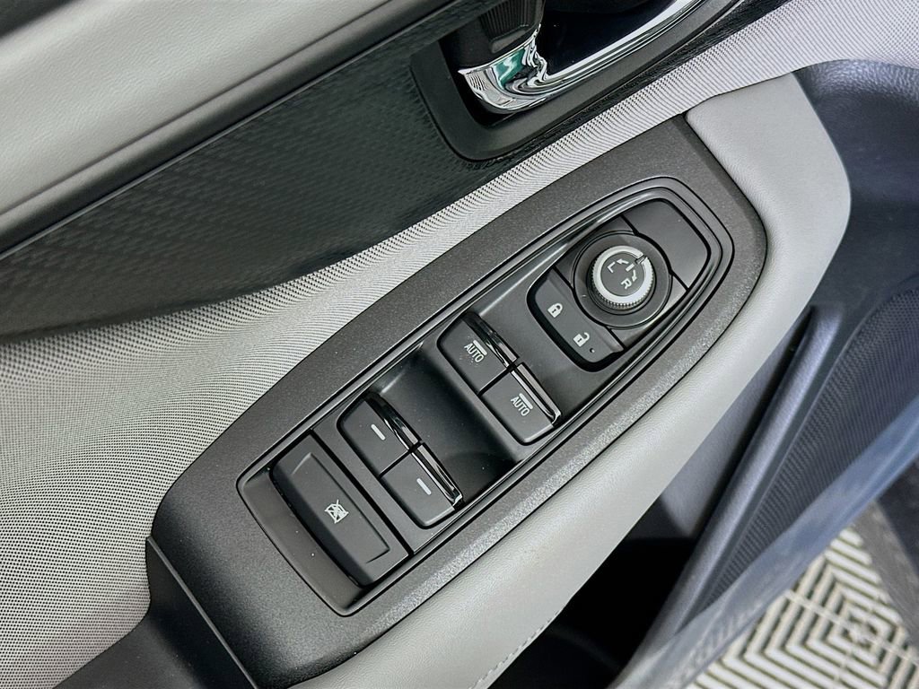 Used 2025 Subaru Legacy Premium w/ Popular Package #1A image 24